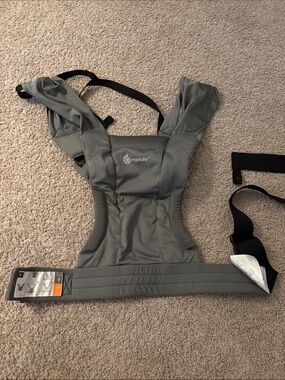 Ergobaby Embrace Soft Air Mesh Carrier in Washed black